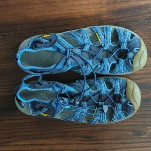 Women's KEEN sandals Size 9